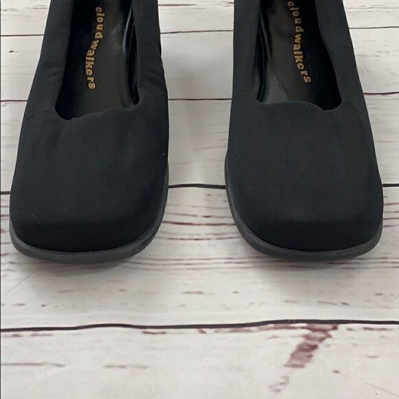 Cloud Walkers Pumps - Picture 2 of 7